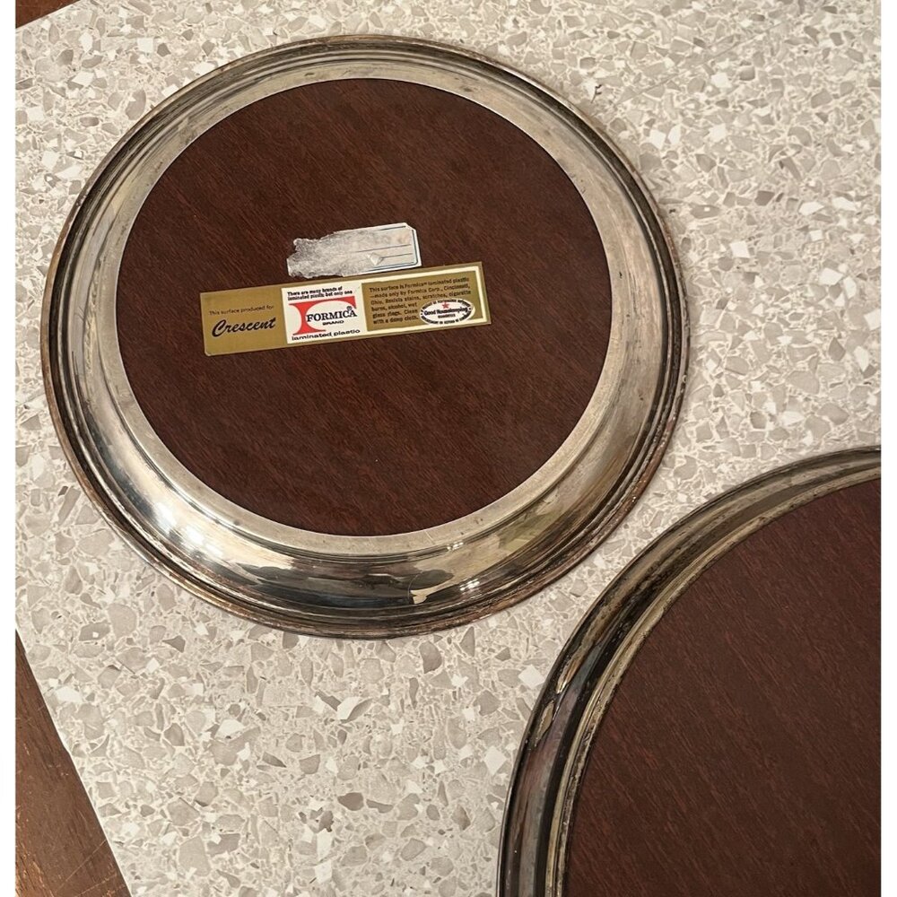 Round Serving Cocktail Tray Formica Wood Grain Set of 2 MCM Vintage Cresent & ? - Picture 8 of 12